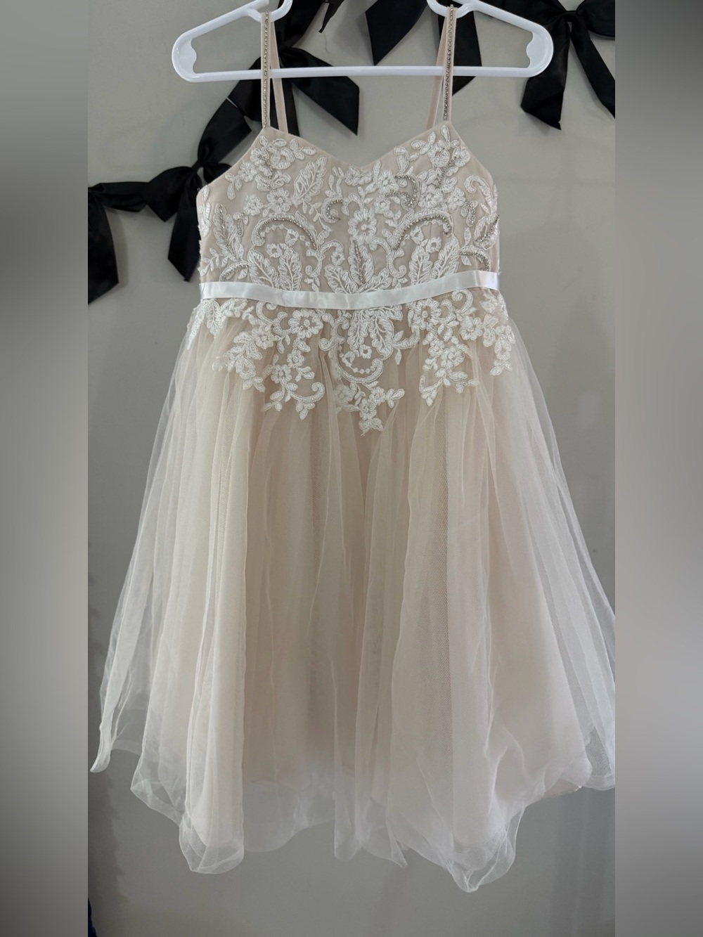 David's Bridal Ivory-Beige Lace Tulle Flower Girl Dress Rhinestone Trim Straps 3